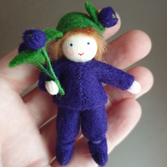 Hovedbilde Ambrosius figur blåbærbarn med bukse