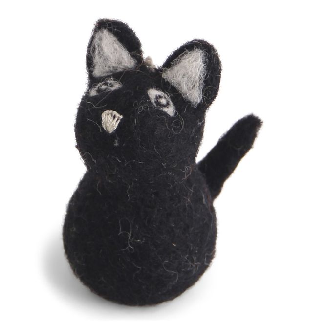 Hovedbilde Gry & Sif liten svart katt i ull